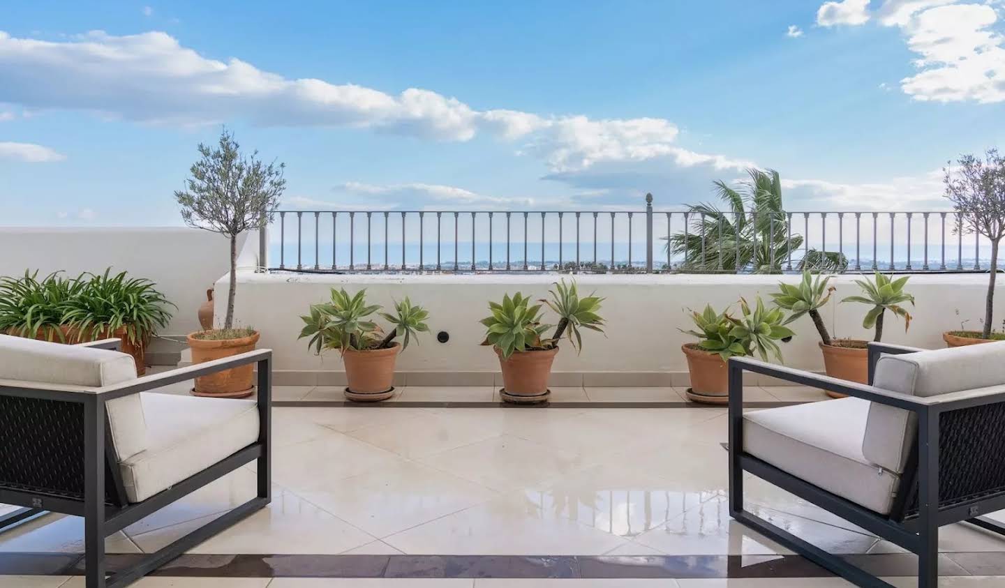 Apartment with terrace Marbella