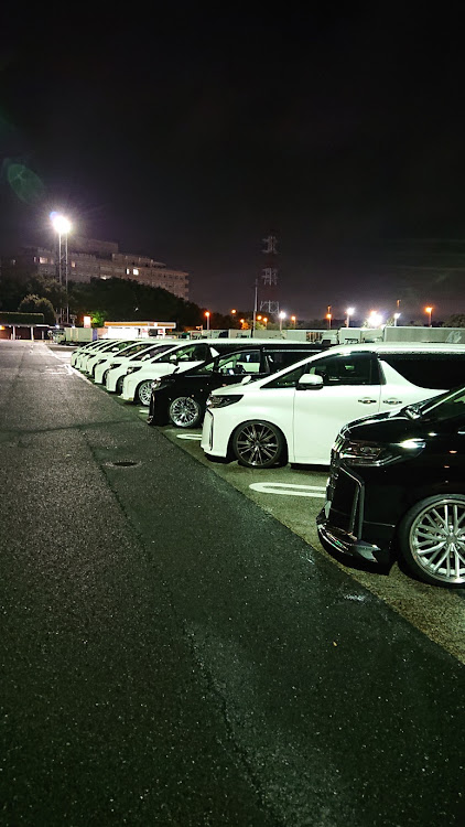 アルファードの残暑お見舞い申し上げます・台風に気をつけて下さい・定例会・三芳PA上りに関するカスタム事例の投稿画像3枚目