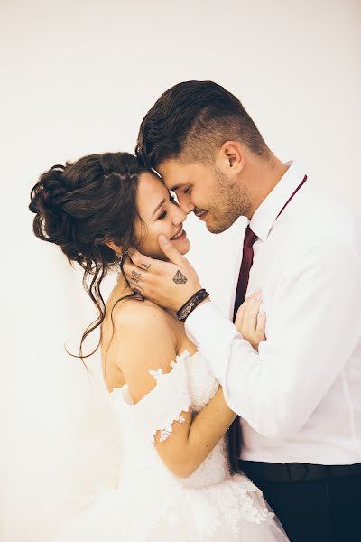 Wedding photographer Anastasiya Bogdanova (bogdasha). Photo of 12 November 2018