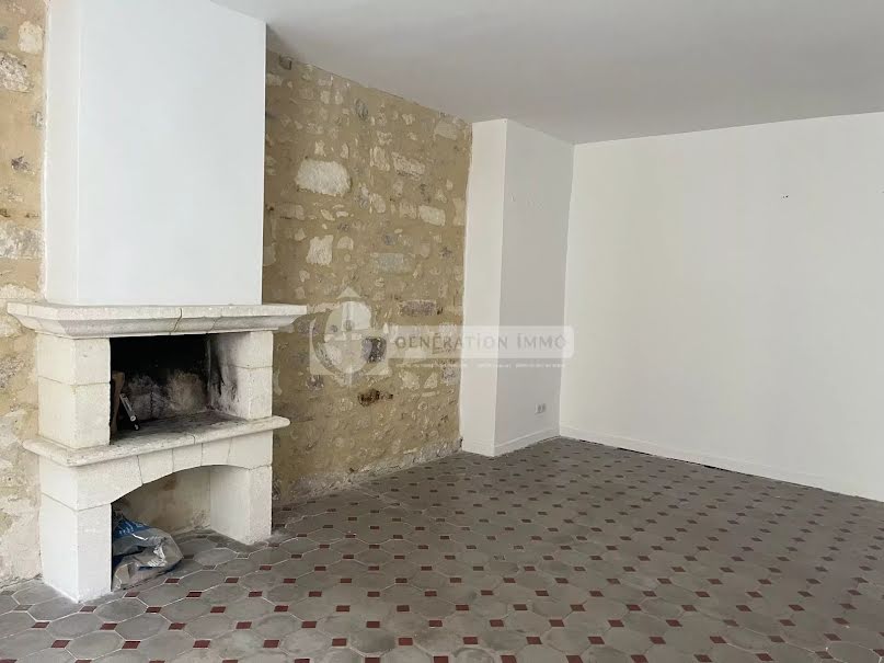 Location  appartement 4 pièces 90 m² à Arles (13200), 1 000 €