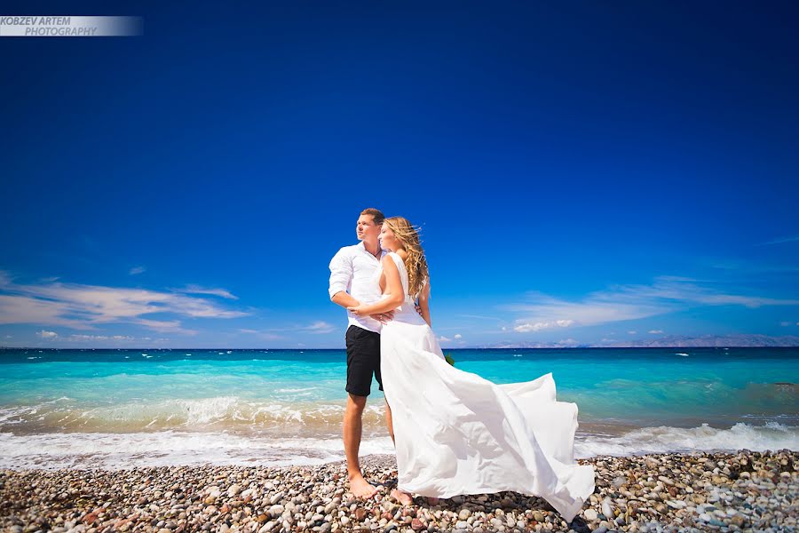 Fotografo di matrimoni Artem Kobzev (kobart). Foto del 10 dicembre 2016