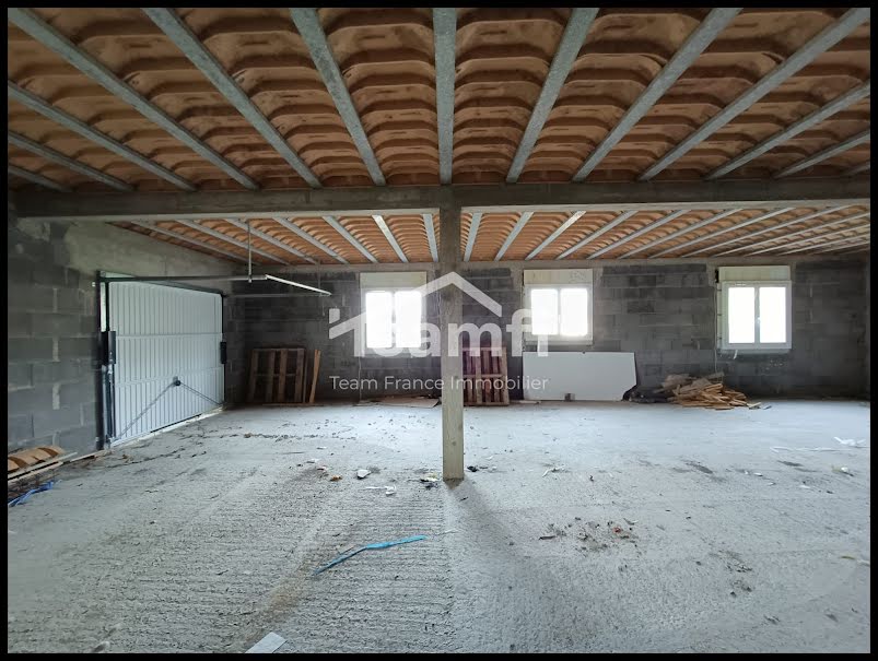 Vente villa 5 pièces 150 m² à Thiers (63300), 145 000 €