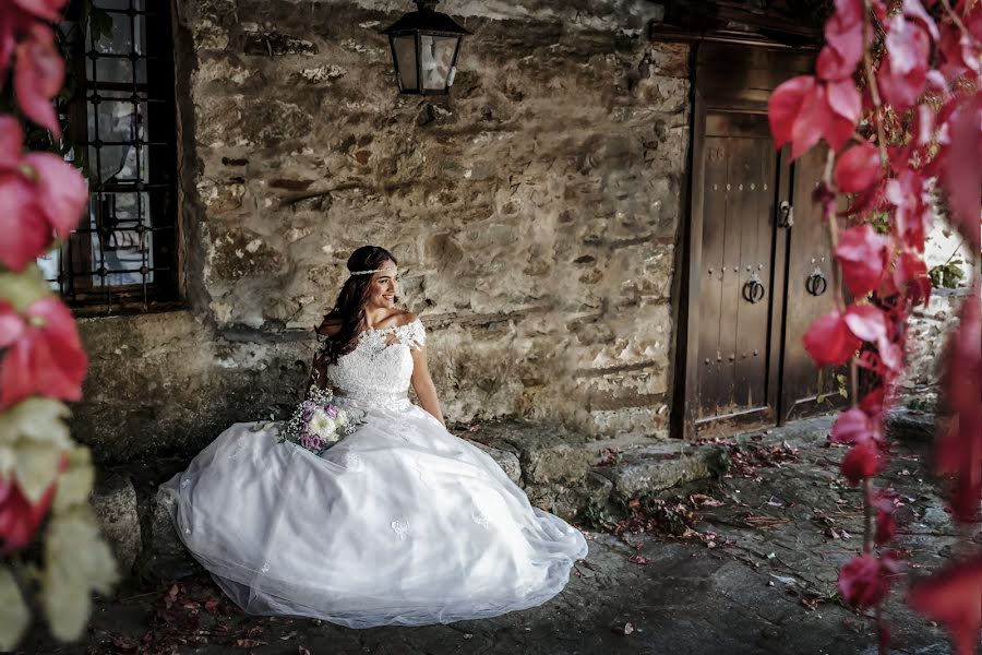 Fotografo di matrimoni Tania Poulkou (taniapoulkou). Foto del 18 gennaio 2022