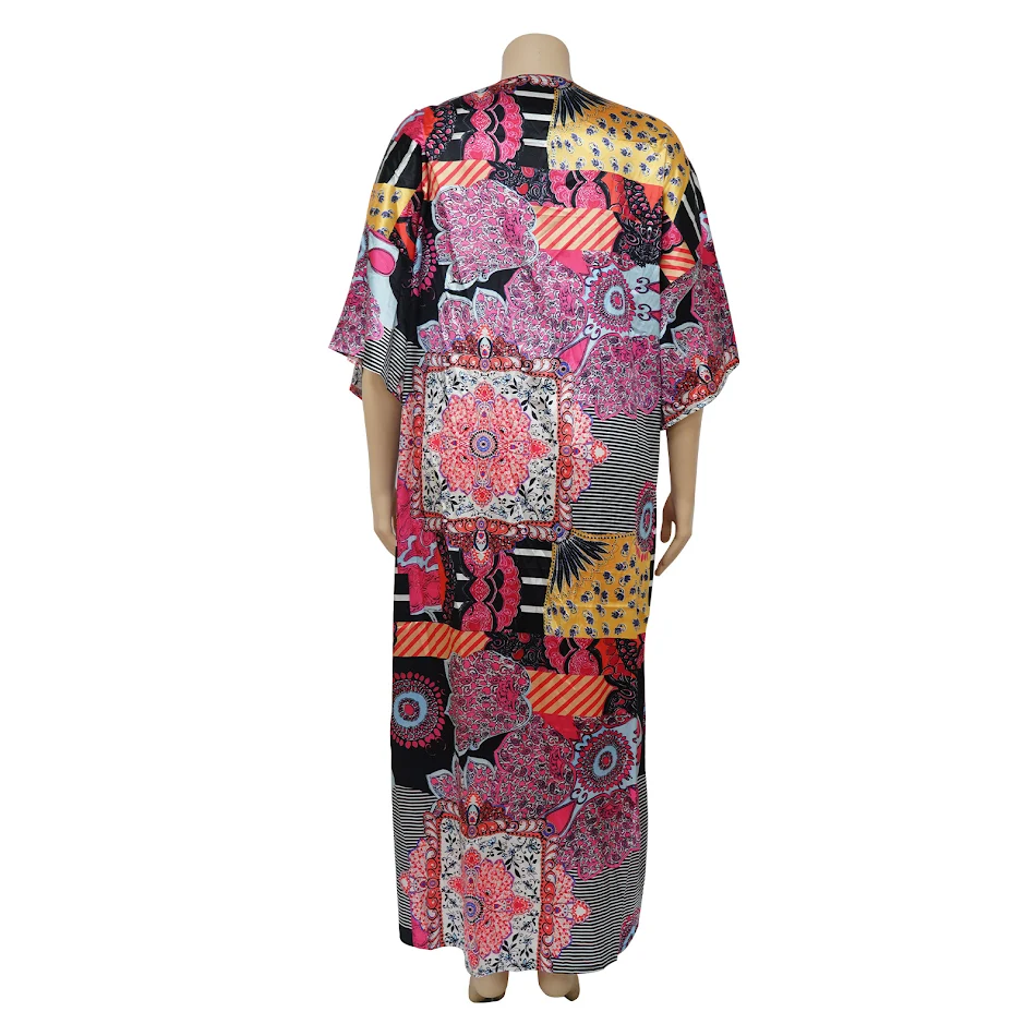 Robe de plage ample et décontractée pour les vacances, idéale pour un look estival confortable et stylé, parfaite pour la plage ou la détente.