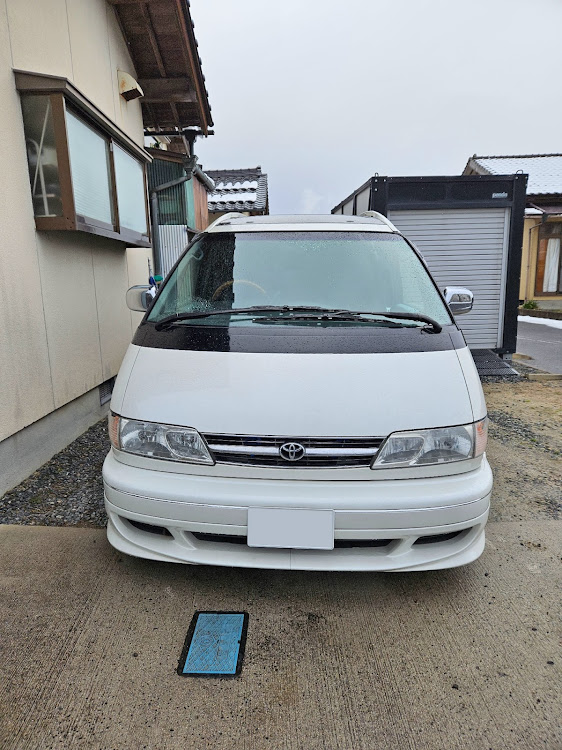 エスティマのいつもイイね&コメントありがとうございます😊・まだまだ寒いに関するカスタム事例の投稿画像1枚目