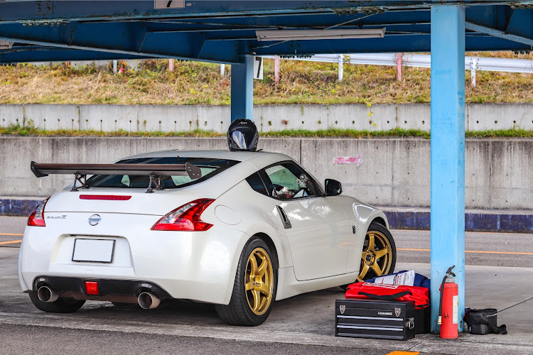 フェアレディZのリンクサーキット・サーキット走行動画・GTウイング復活・ADVAN Sport V107・RZ34に関するカスタム事例の投稿画像4枚目
