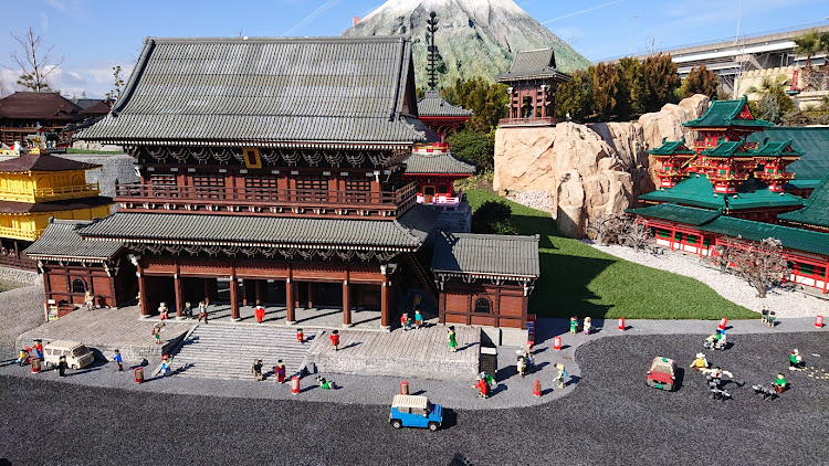 izooさんが投稿したLEGOLAND・LFA・xv・コンフォート・バニングに関するカスタム事例の投稿画像9枚目