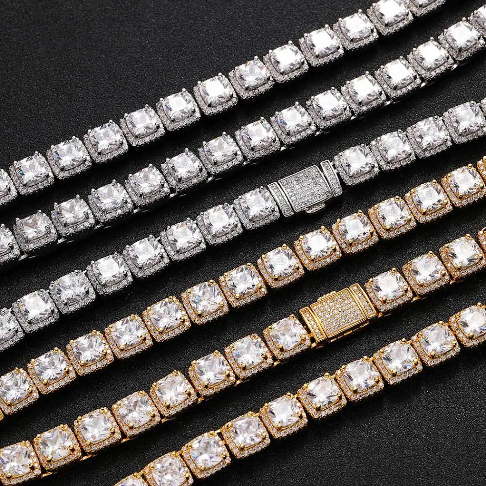 Solid Rock Sugar Chain Hip Hop Ketting met Micro Ingelegde Zirkonia's. Stijlvolle Bling voor een Opvallende Look. Perfect cadeau.