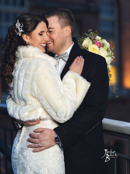 Wedding photographer Juho Bäck (juhoback). Photo of 15 December 2019