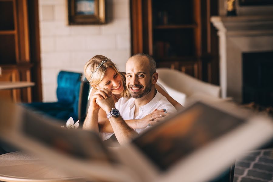 Fotografo di matrimoni Zhanna Clever (zhannaclever). Foto del 4 agosto 2019