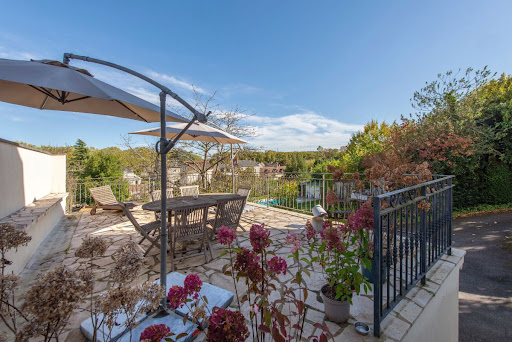 Property with pool 4