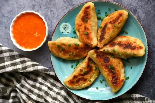 Mix Vegetables Pan Fried Momos