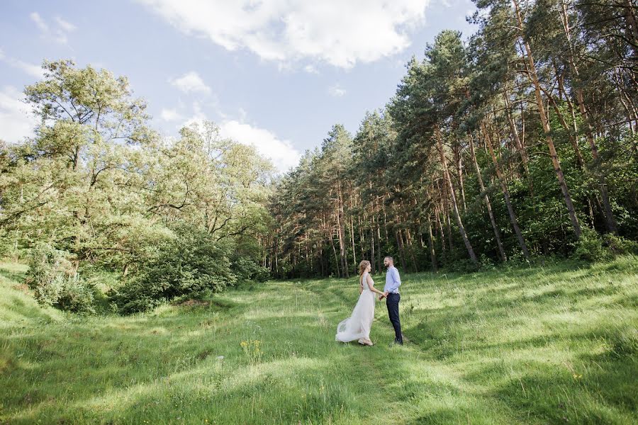 Fotógrafo de casamento Olesya Chernenkaya (olesyachern). Foto de 14 de fevereiro 2018