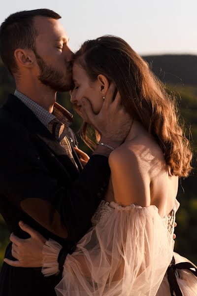 Fotografer pernikahan Elena Aza (azalenaa). Foto tanggal 1 April 2022