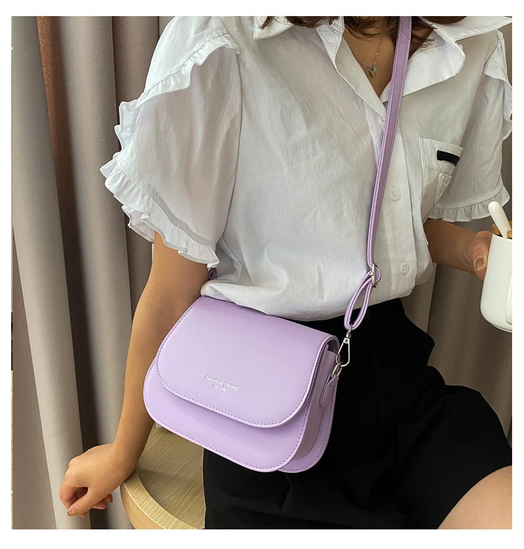 Stylish PU Girls Crossbody Bag for Commuting. A comfortable and fashionable bag designed for daily use and carrying your