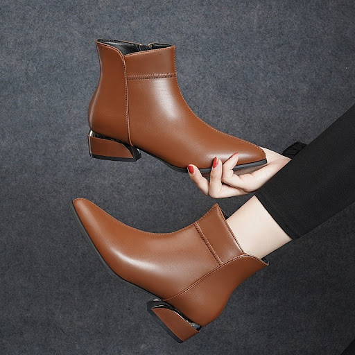 Title 14, Womens large size short boots with thick heel,...