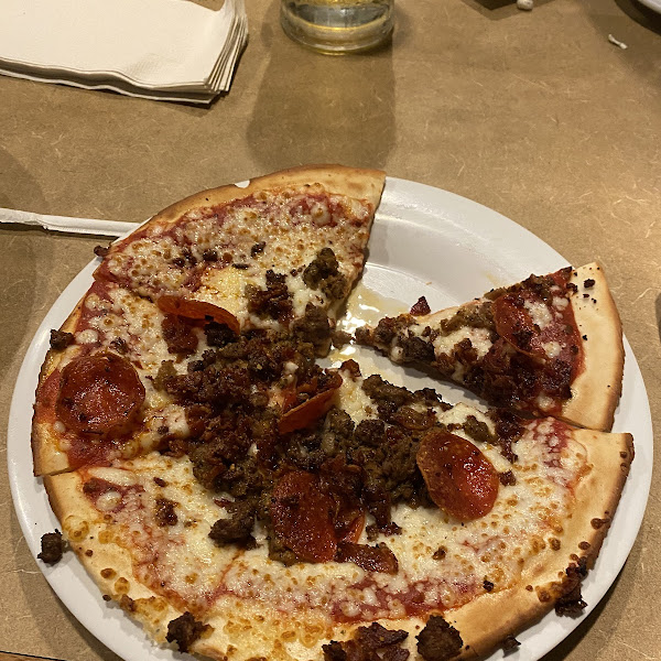 GF meat lovers pizza