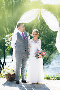 Fotógrafo de casamento Aleksandr Saribekyan (alexsaribekyan). Foto de 4 de outubro 2019