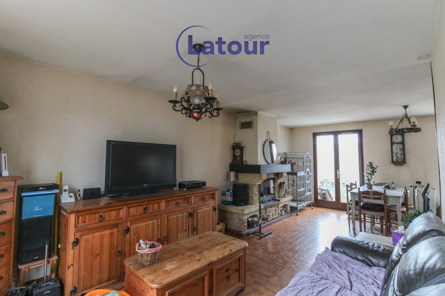 Vente maison 4 pièces 98 m² à Saint-Rémy-sur-Avre (28380), 193 000 €