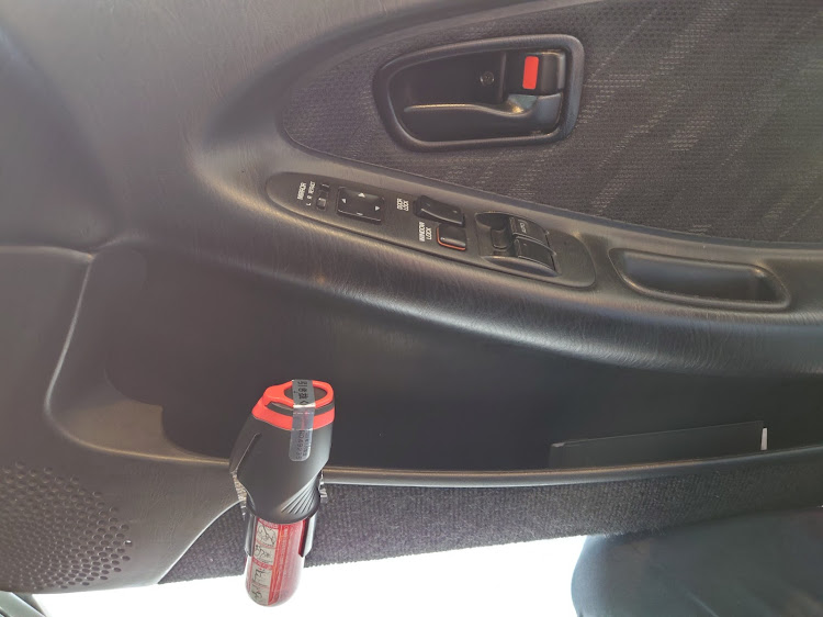 MR2の毎月8日はリトラの日・消化器・脱出ハンマー・みんなのバネレートはいくつですか？に関するカスタム事例の投稿画像4枚目