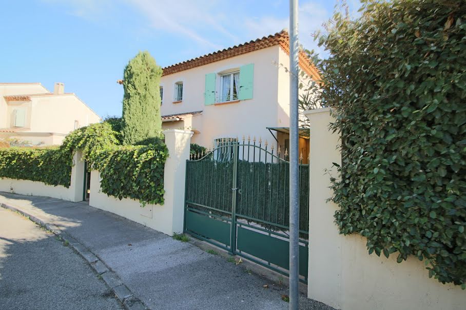 Vente maison 5 pièces 130 m² à Hyeres (83400), 549 000 €