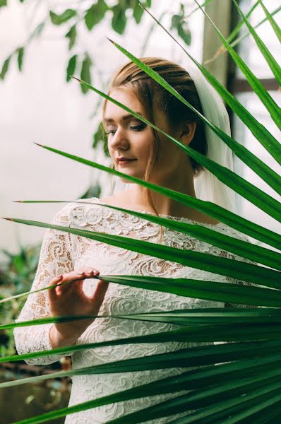 Fotógrafo de casamento Yana Levchenko (yanalev). Foto de 25 de dezembro 2017