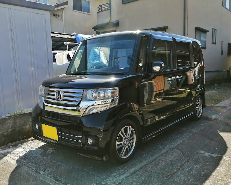 Nボックスカスタムの距離飛び・デッドニング・納車整備・ローダウン・後期化に関するカスタム事例の投稿画像1枚目