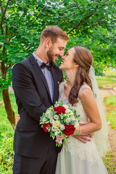 Fotografo di matrimoni Gulgena Davydova (gulgena). Foto del 15 ottobre 2015