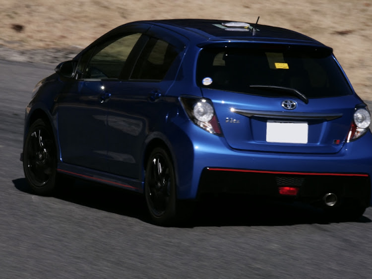 ヴィッツのヴィッツ・作手サーキット・サーキット初走行・サーキット走行に関するカスタム事例の投稿画像2枚目