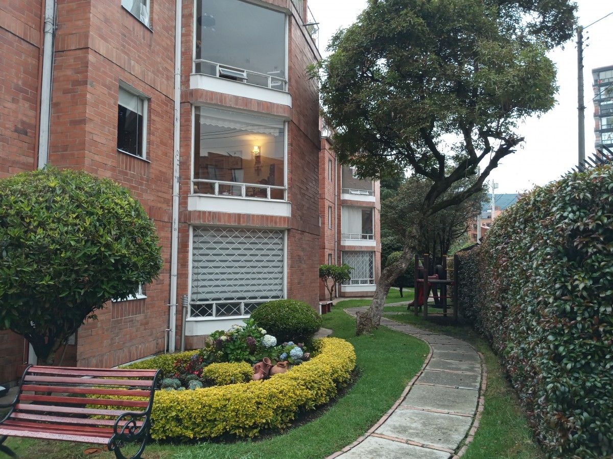 Apartamento En Arriendo - Cedritos, Bogota