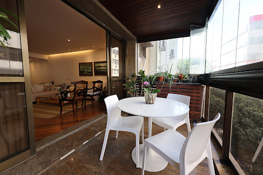 Appartement avec piscine 1