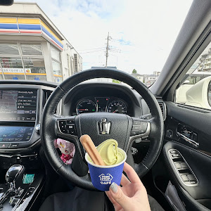 クラウンアスリート AWS210