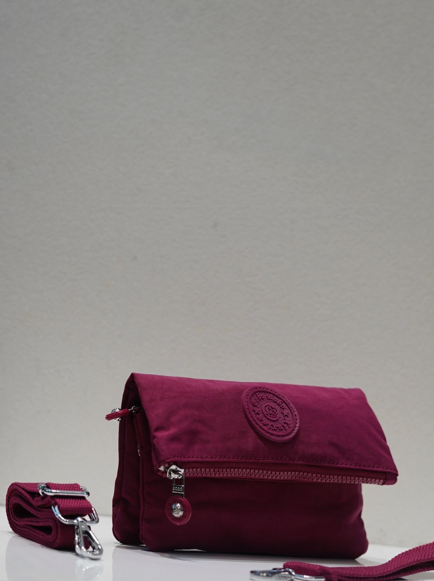 Title 11, Bolsa de ombro feminina para viagens ao ar livr...