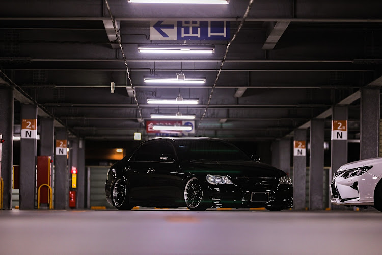 kazuuuさんが投稿した一眼レフ・愛車撮影・ピックアップ・マークX・markXに関するカスタム事例の投稿画像1枚目