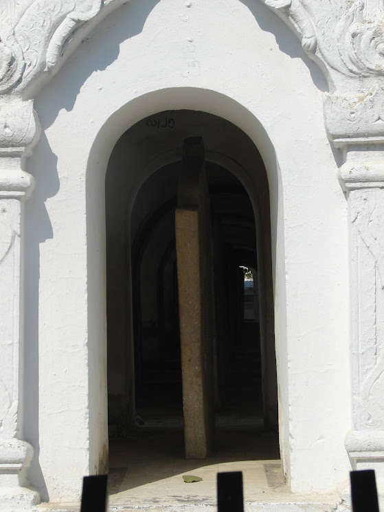 kuthodaw pagoda mandalay