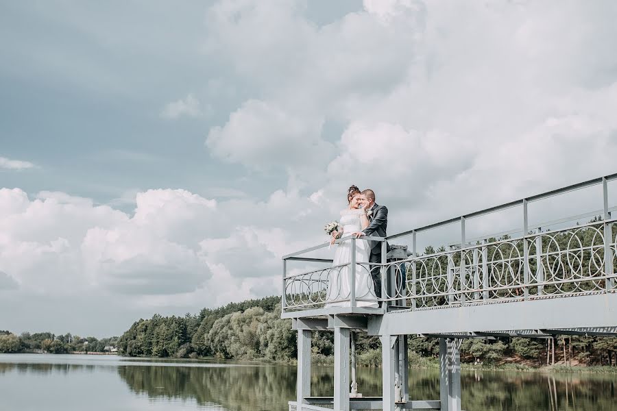 Fotógrafo de bodas Kseniya Zhuravel-Salva (shadoofphoto). Foto del 2 de mayo 2019