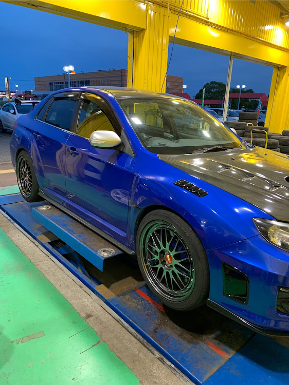 インプレッサ WRX STIのBBS LM・20インチホイール・BBS 限定・エンドレスキャリパーとローター・ホイール試着に関するカスタム事例の投稿画像5枚目