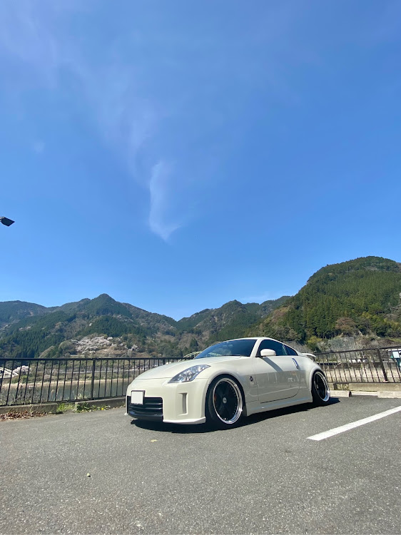 フェアレディZのZfollows・コロナが早く終息しますように・相棒😊・もう4月はやっ・暖かくなったね〜に関するカスタム事例の投稿画像3枚目