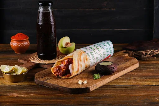 Chilly Garlic Paneer Roll & Peach Iced Tea