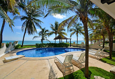 House with pool and terrace 1