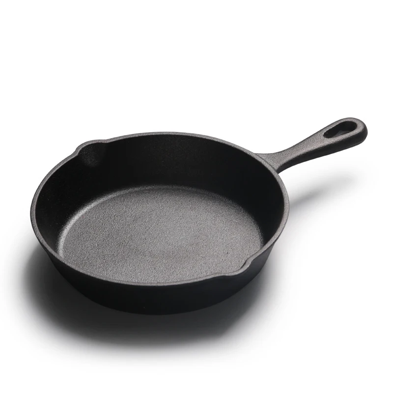 Alles-in-één kleine koekenpan, koekenpan met platte bodem, gietijzeren pan, perfect voor bakken en braden, duurzaam en veelzijdig.