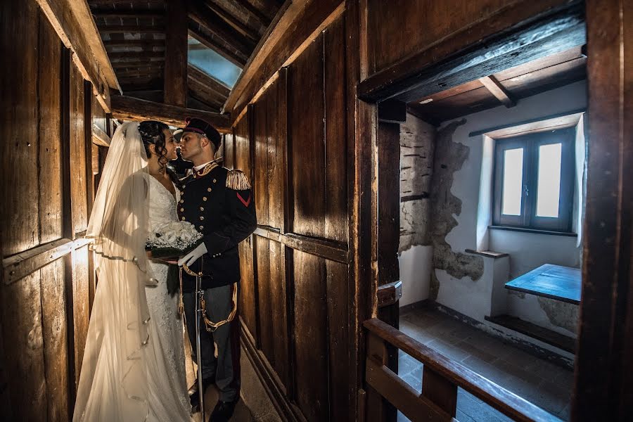 Fotografo di matrimoni Massimo Rinaldi (mrinaldifotogra). Foto del 29 aprile 2021