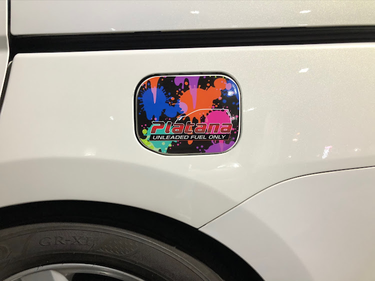 アイシスのワンオフパーツ・車いじりたいに関するカスタム事例の投稿画像4枚目