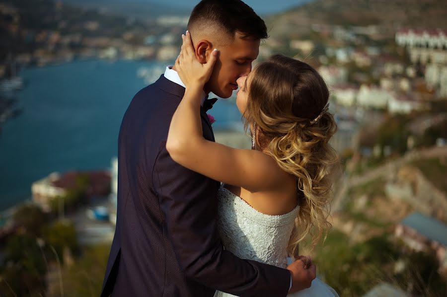 Wedding photographer Dasha Saveleva (savelieva). Photo of 8 April 2019