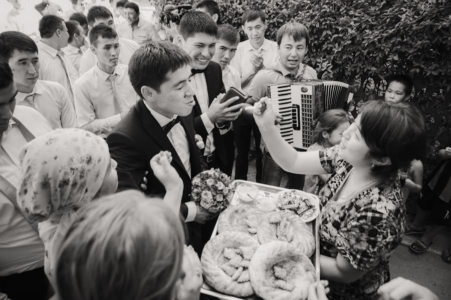 Wedding photographer Kubanych Moldokulov (moldokulovart). Photo of 14 October 2016