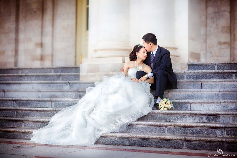 Wedding photographer Yuliya Medvedeva (photobond). Photo of 22 October 2015