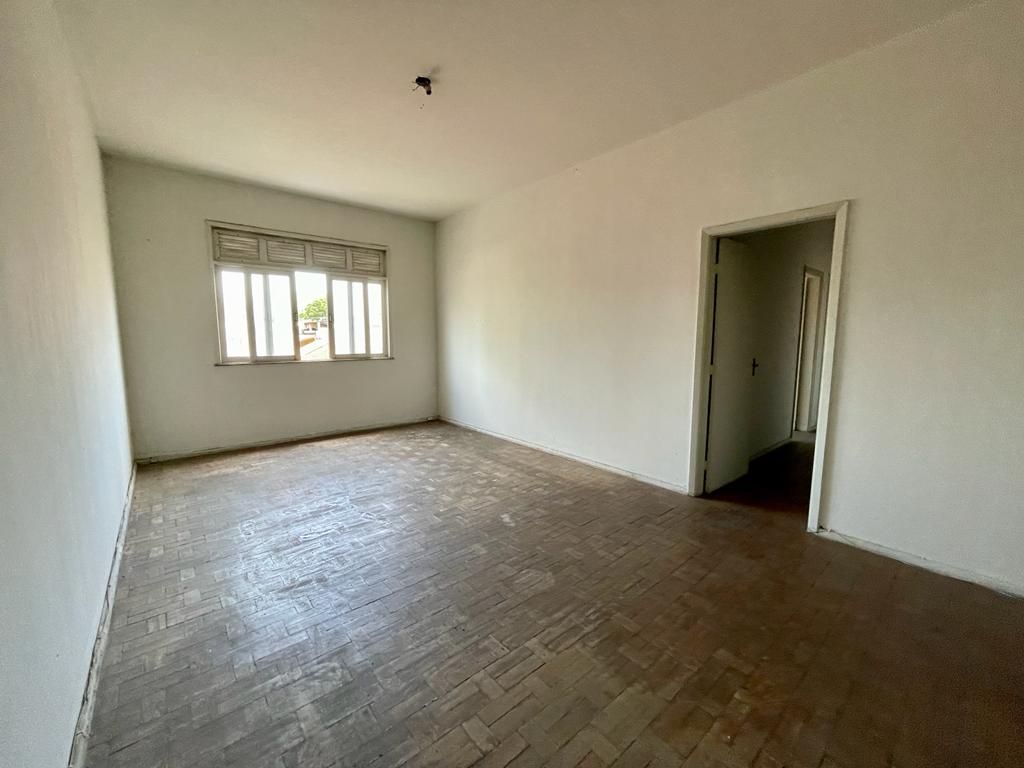 Apartamentos à venda Pe Pequeno