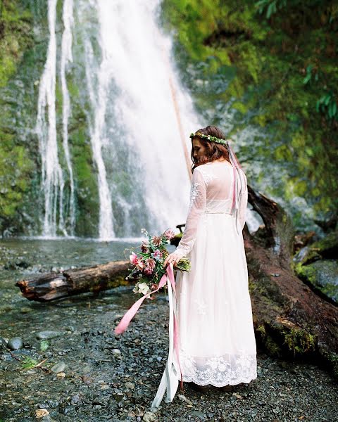 Wedding photographer Alexandra Knight (alexandraknight). Photo of 7 September 2019