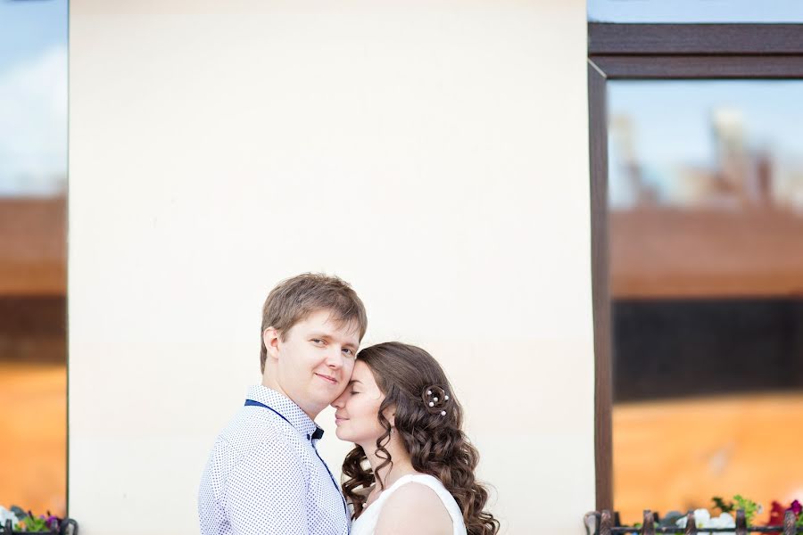 Fotografo di matrimoni Natalya Bodrova (bres). Foto del 24 giugno 2015