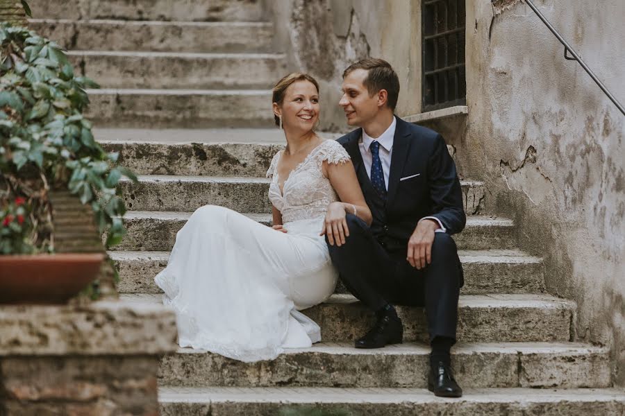 ช่างภาพงานแต่งงาน Tomasz Zukowski (hellofotografia) ภาพเมื่อ 15 พฤศจิกายน 2021